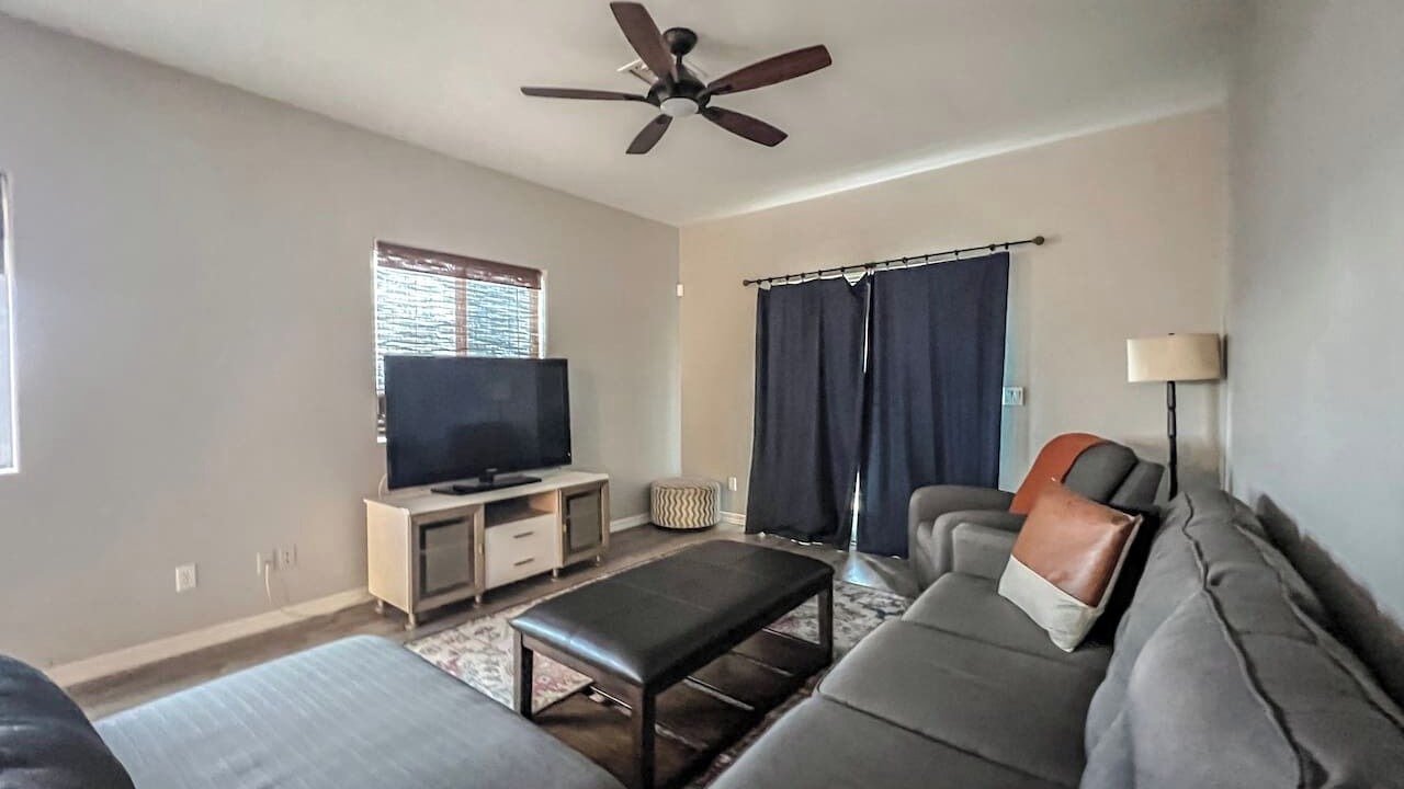 Photo of Livingroom in Fort Mohave