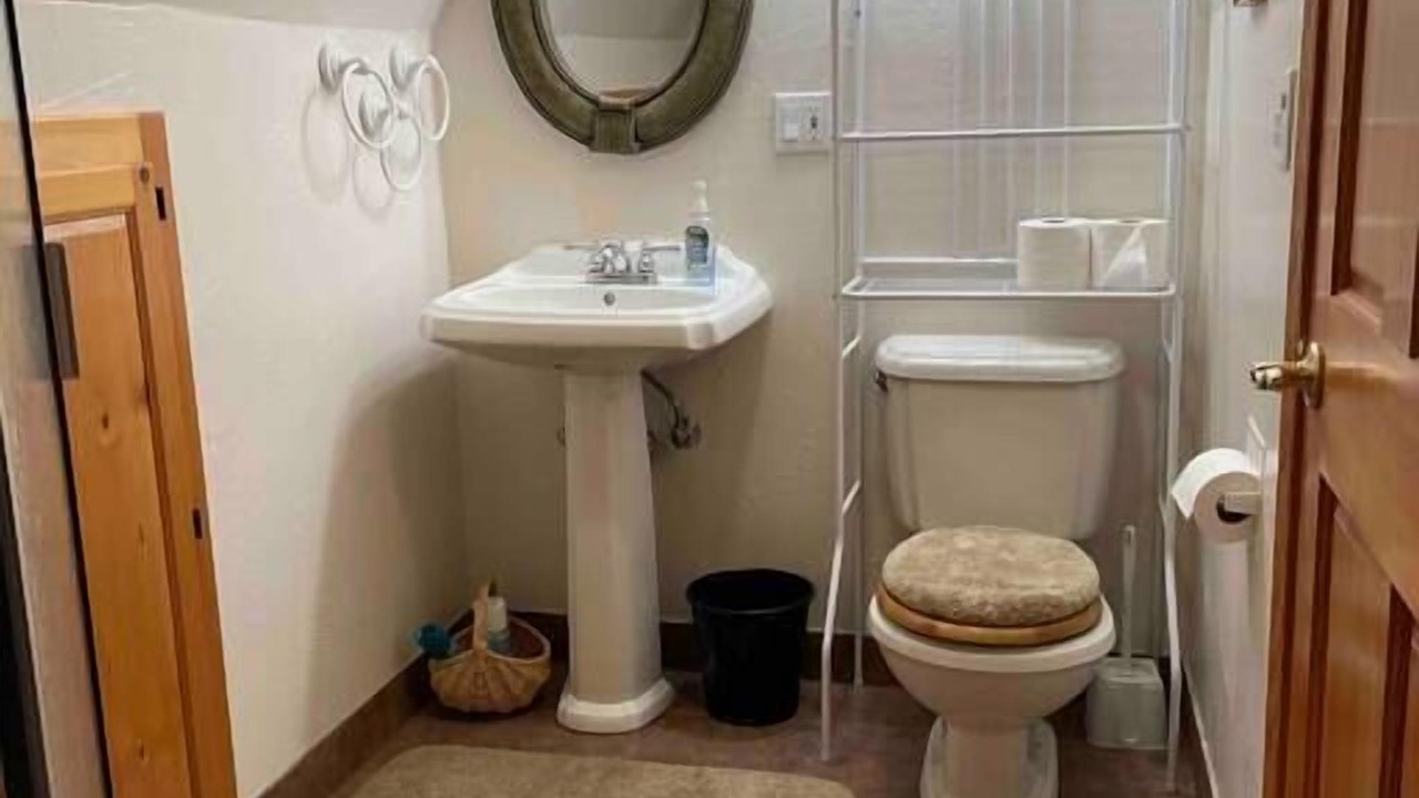 Photo of Bathroom in Alta Sierra