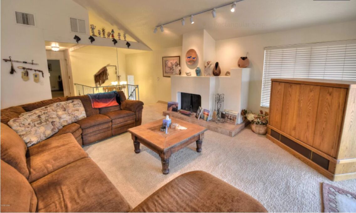 Photo of Livingroom in Parker Strip