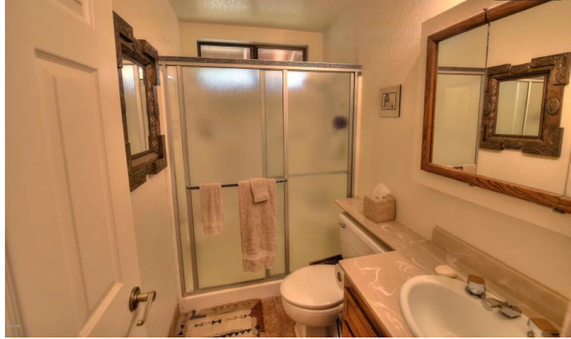 Photo of Bathroom in Parker Strip