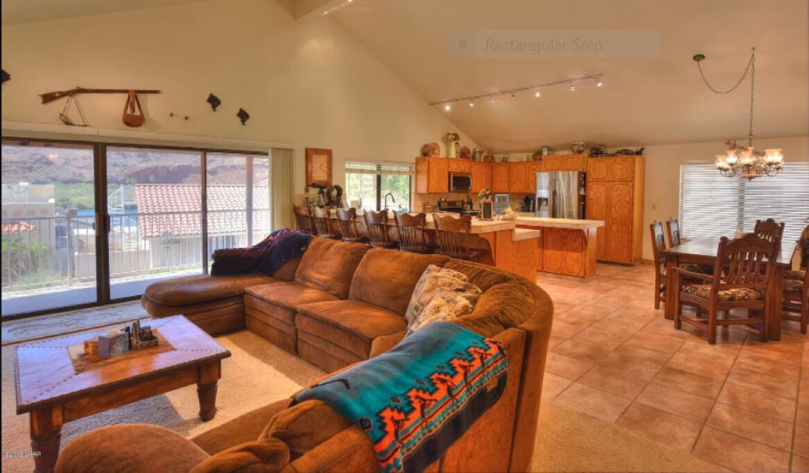 Photo of Livingroom in Parker Strip