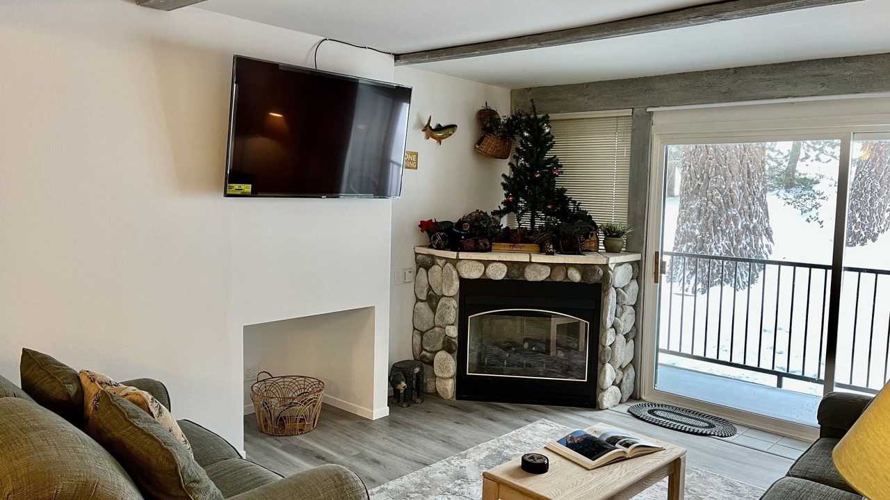Photo of Bedroom in Mammoth Lakes