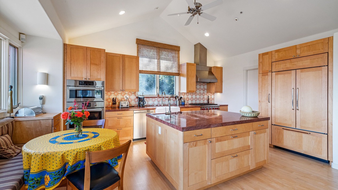 Photo of Kitchen in St. Helena