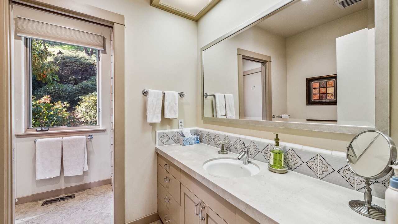 Photo of Bathroom in St. Helena
