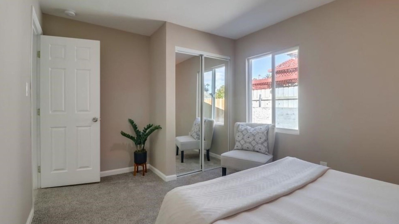 Photo of Bedroom in Lincoln Acres