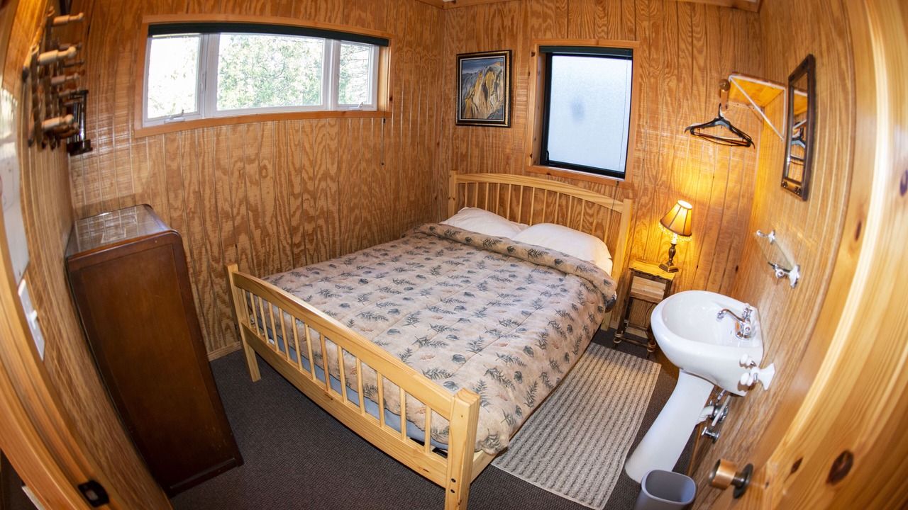 Photo of Bedroom in North Wawona