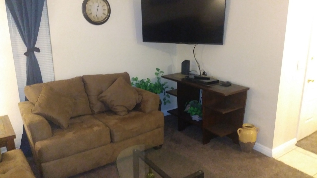 Photo of Livingroom in Pittmann