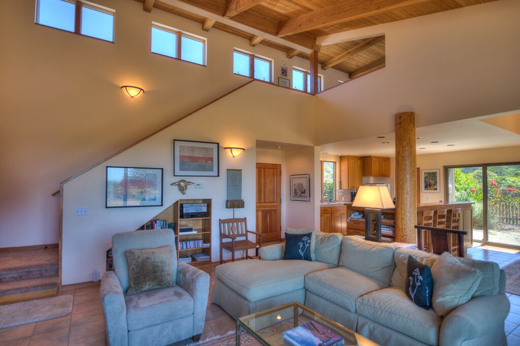 Photo of Livingroom in Sea Ranch