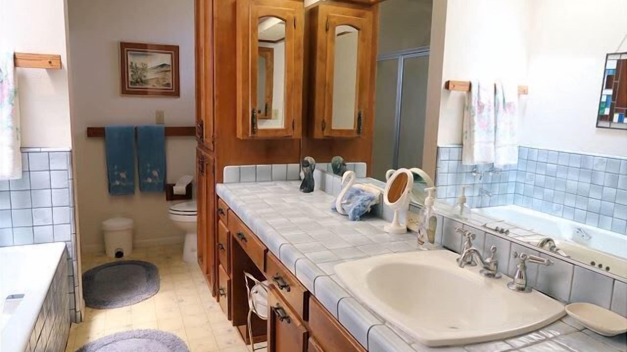 Photo of Bathroom in Baywood-Los Osos