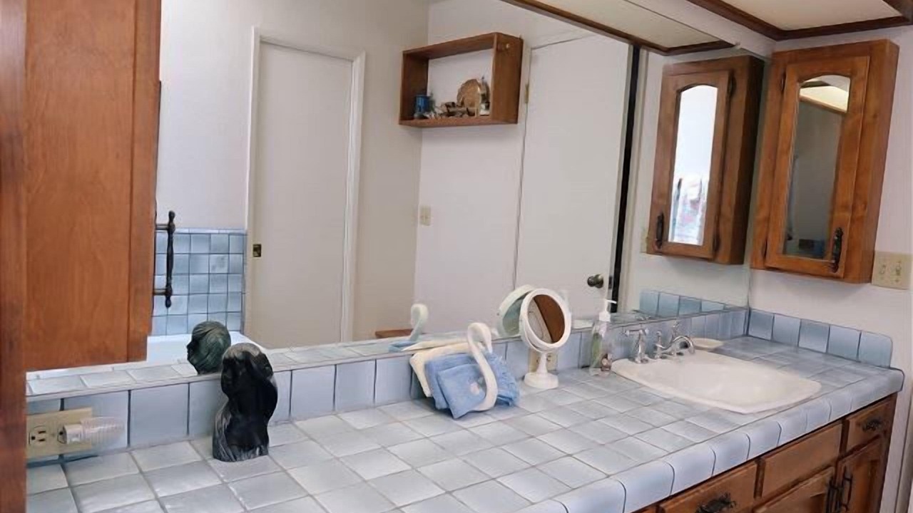 Photo of Bathroom in Baywood-Los Osos