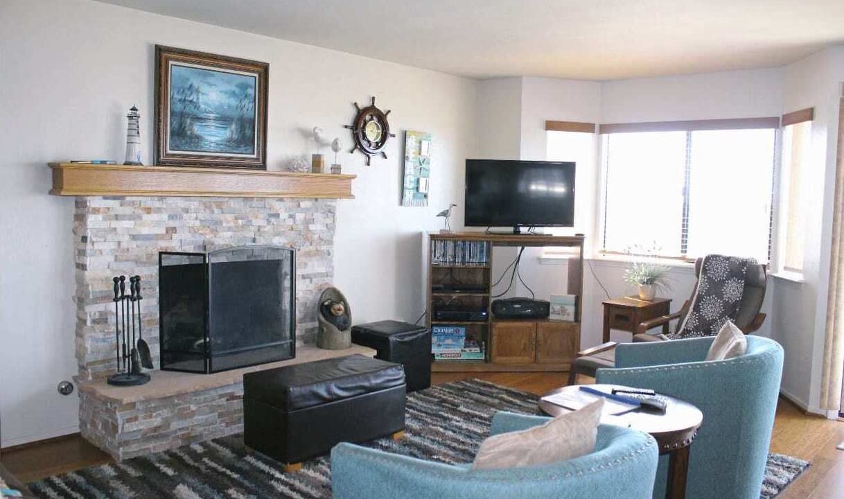 Photo of Livingroom in Baywood Park