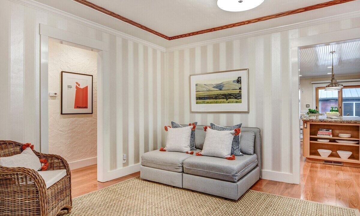 Photo of Livingroom in Healdsburg