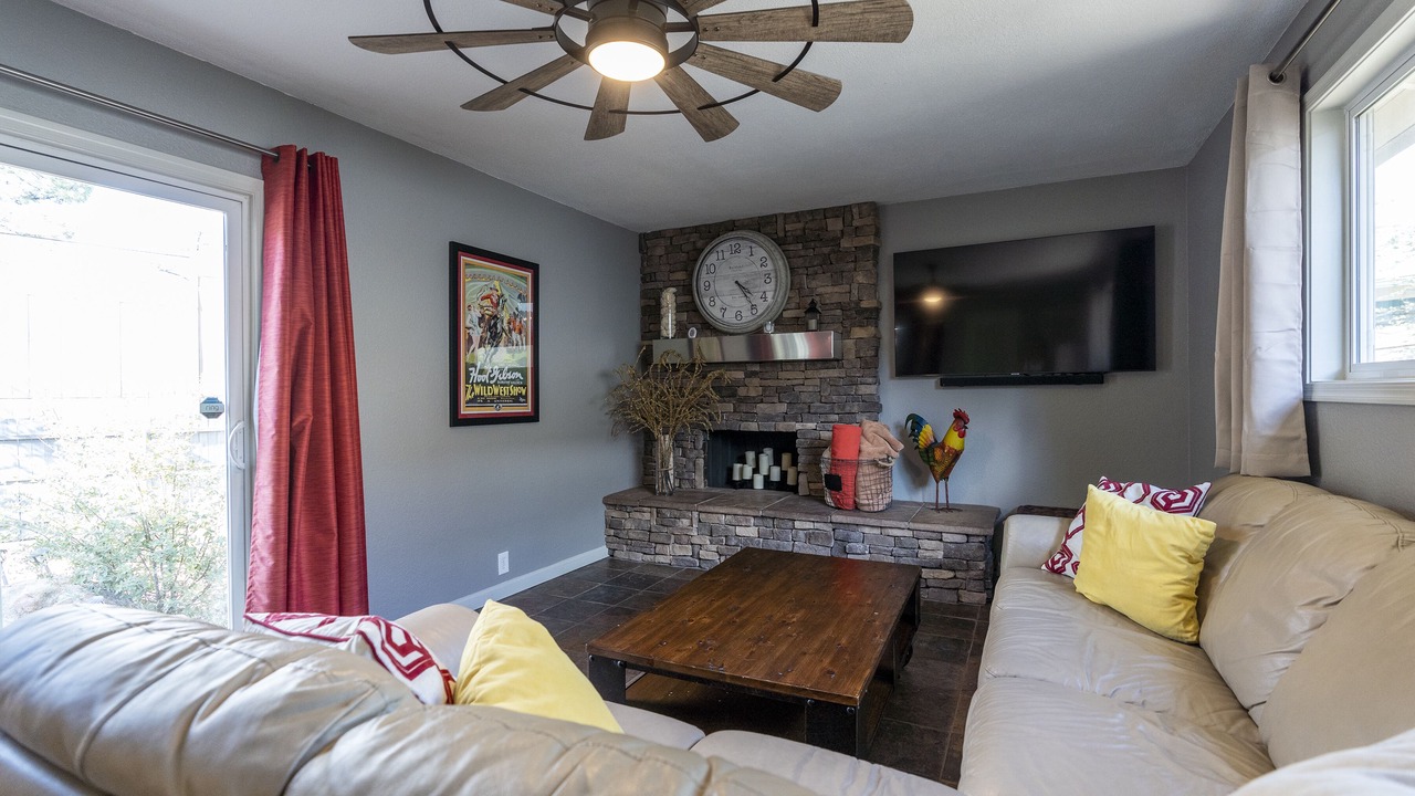 Photo of Livingroom in Prescott