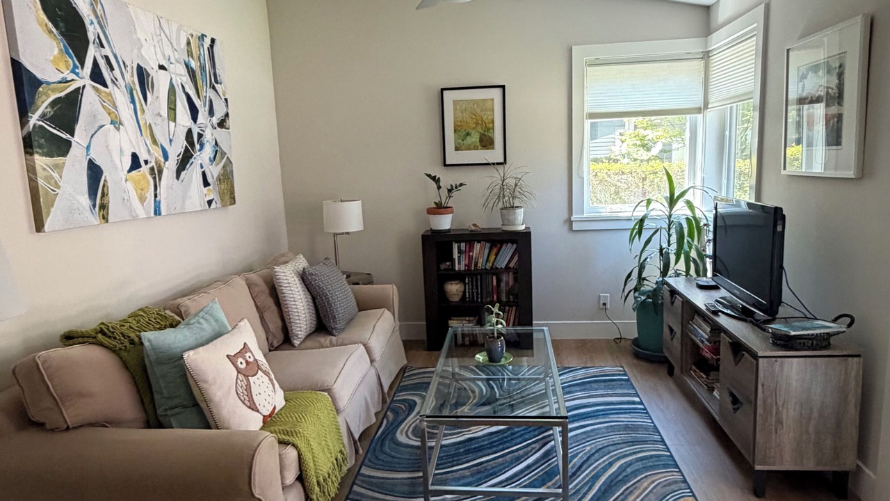 Photo of Livingroom in Lafayette