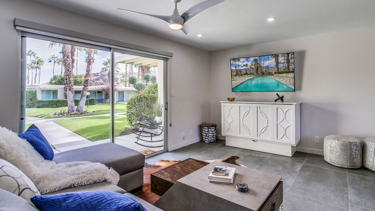 Photo of Livingroom in Araby Commons