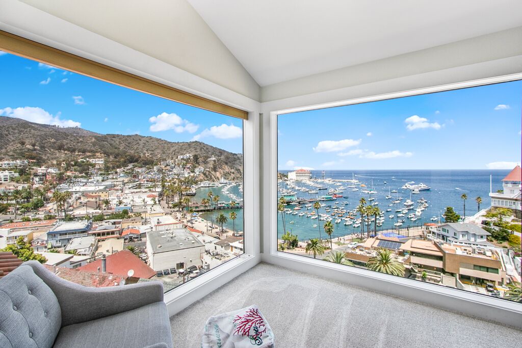 Photo of Bedroom in Avalon