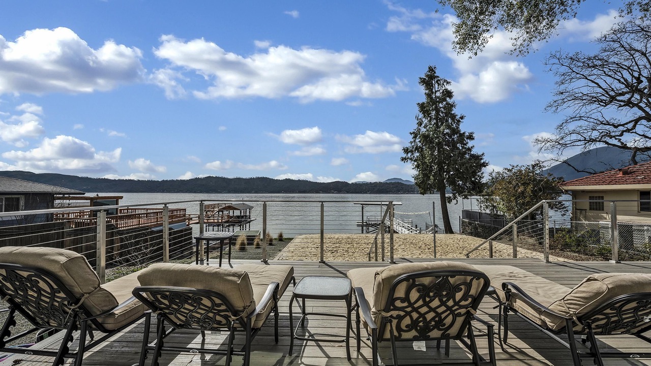 Photo of Patio Balcony in Wilbur Springs