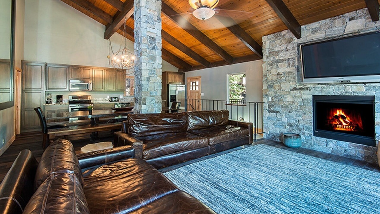 Photo of Livingroom in Zephyr Cove