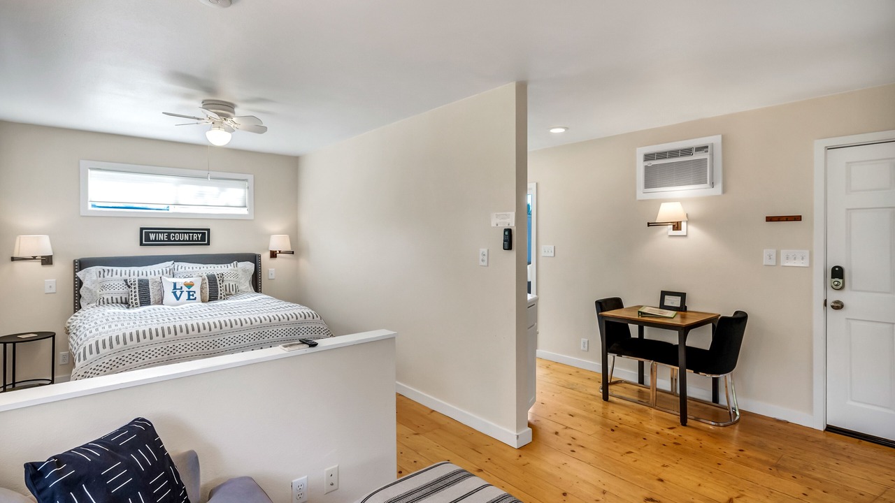 Photo of Bedroom in St. Helena