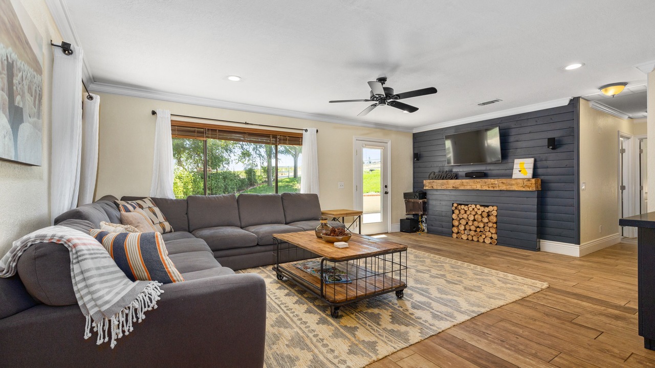 Photo of Livingroom in Paso Robles