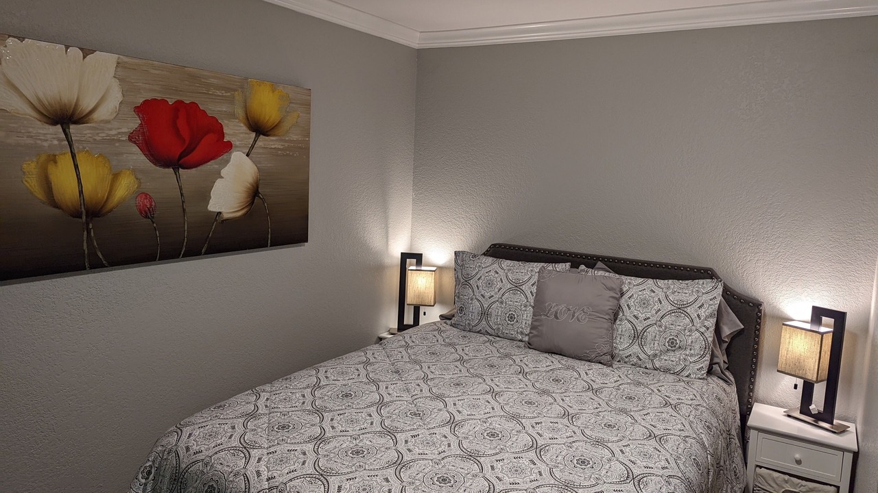 Photo of Bedroom in Crescent City