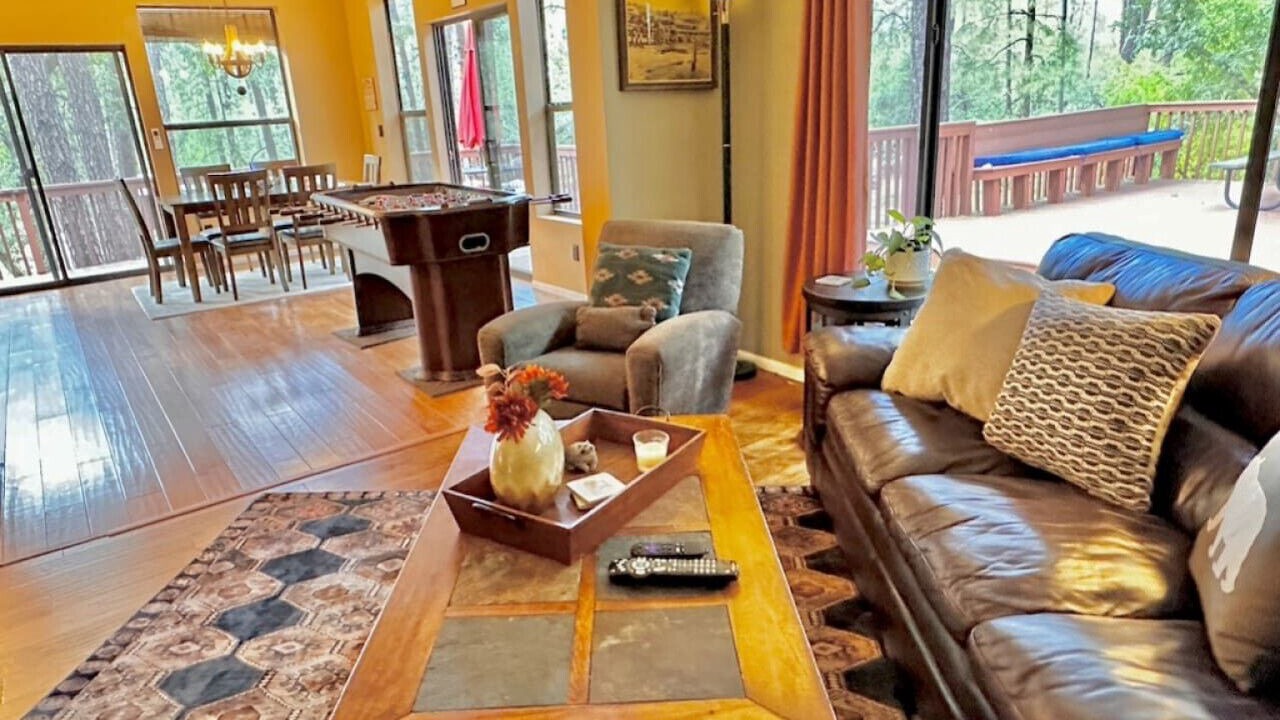 Photo of Livingroom in Groom Creek