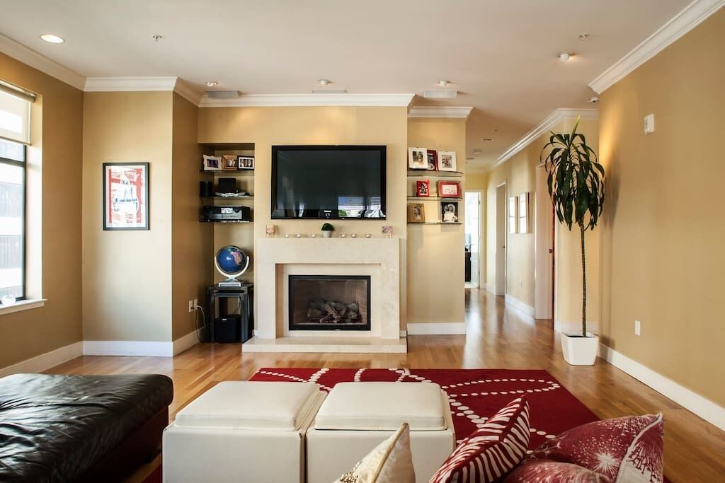 Photo of Livingroom in Lower Nob Hill