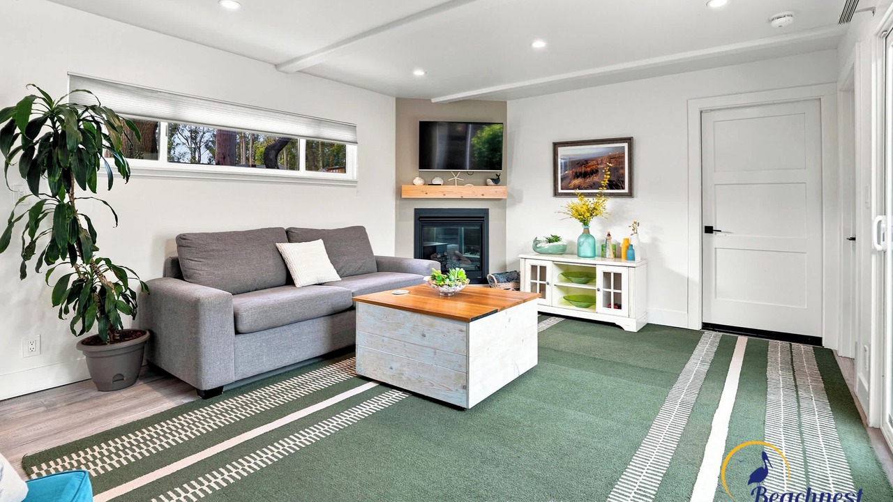Photo of Livingroom in Opal Cliffs