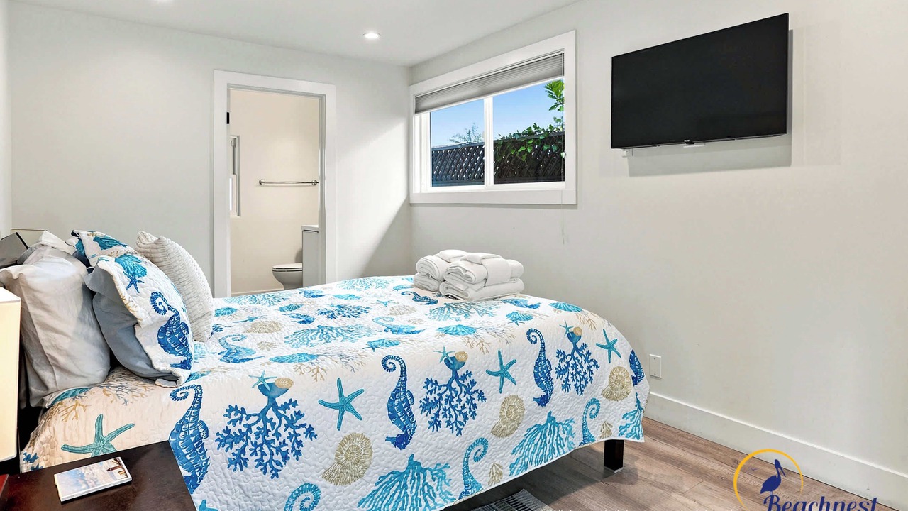 Photo of Bedroom in Opal Cliffs