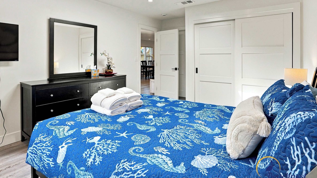 Photo of Bedroom in Opal Cliffs