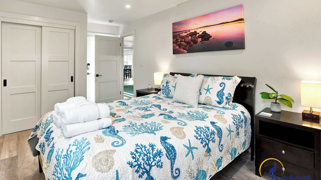 Photo of Bedroom in Opal Cliffs