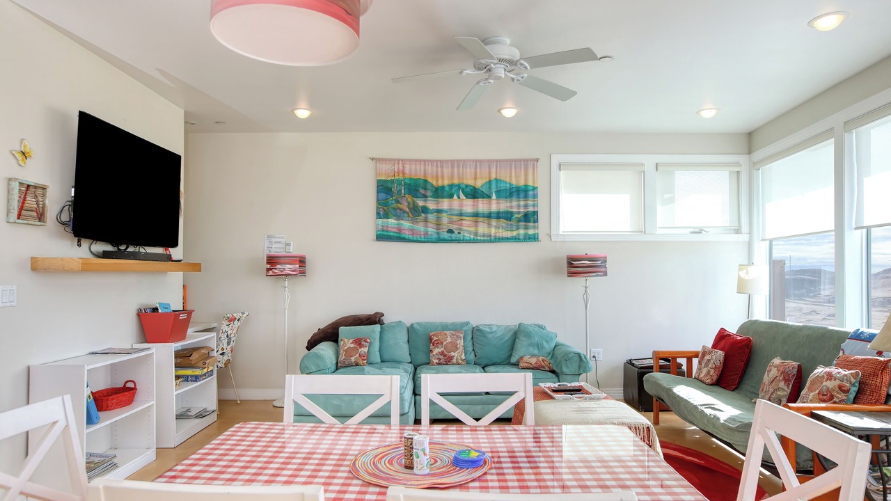 Photo of Livingroom in Oceano