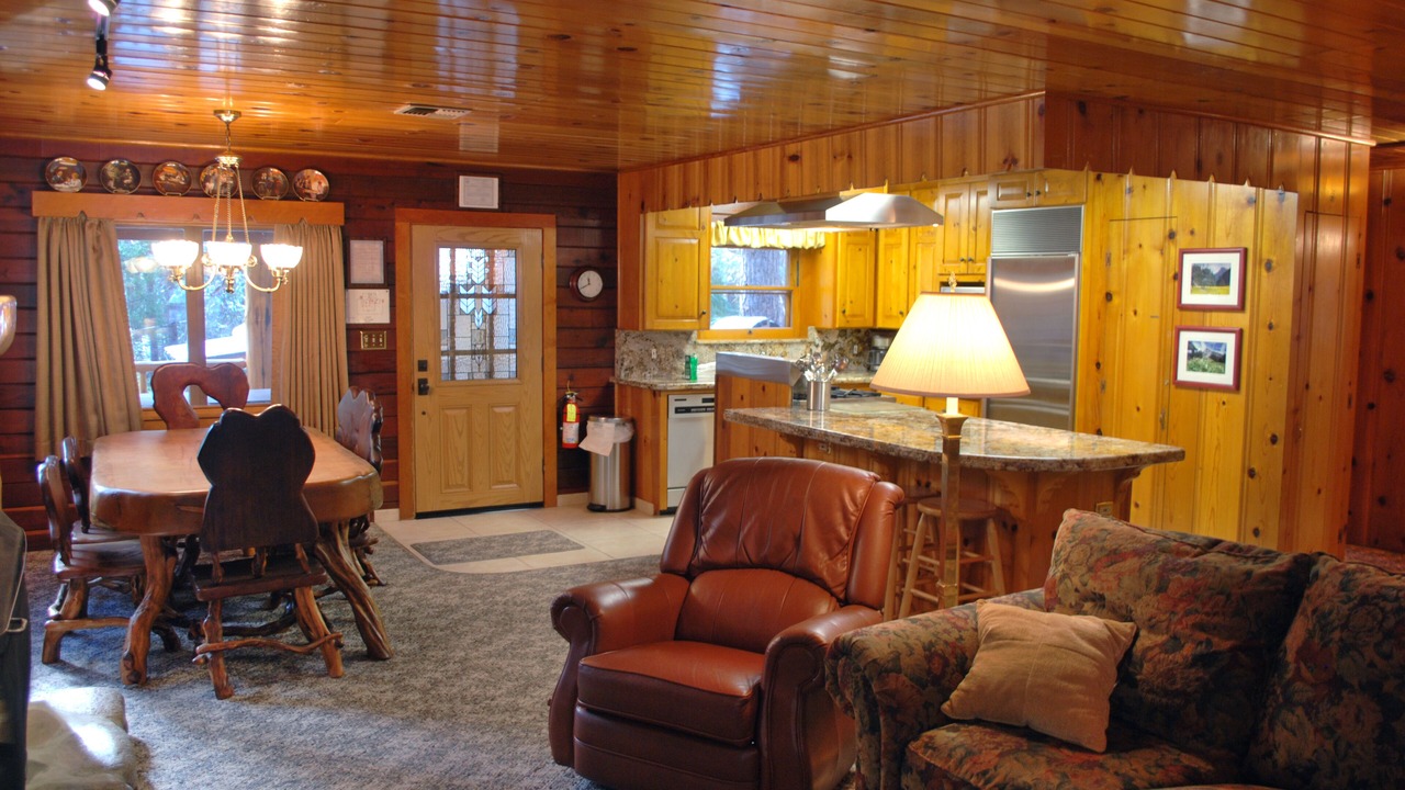 Photo of Bedroom in North Wawona