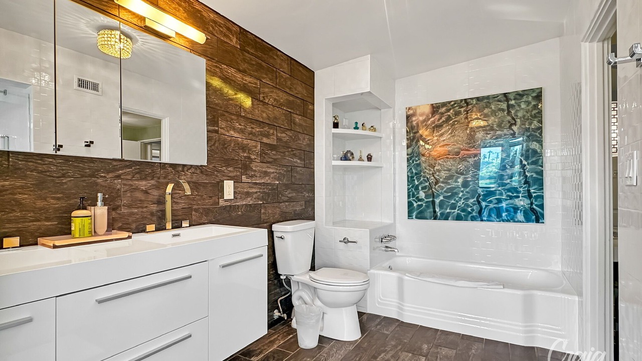 Photo of Bathroom in Tahquitz River Estates