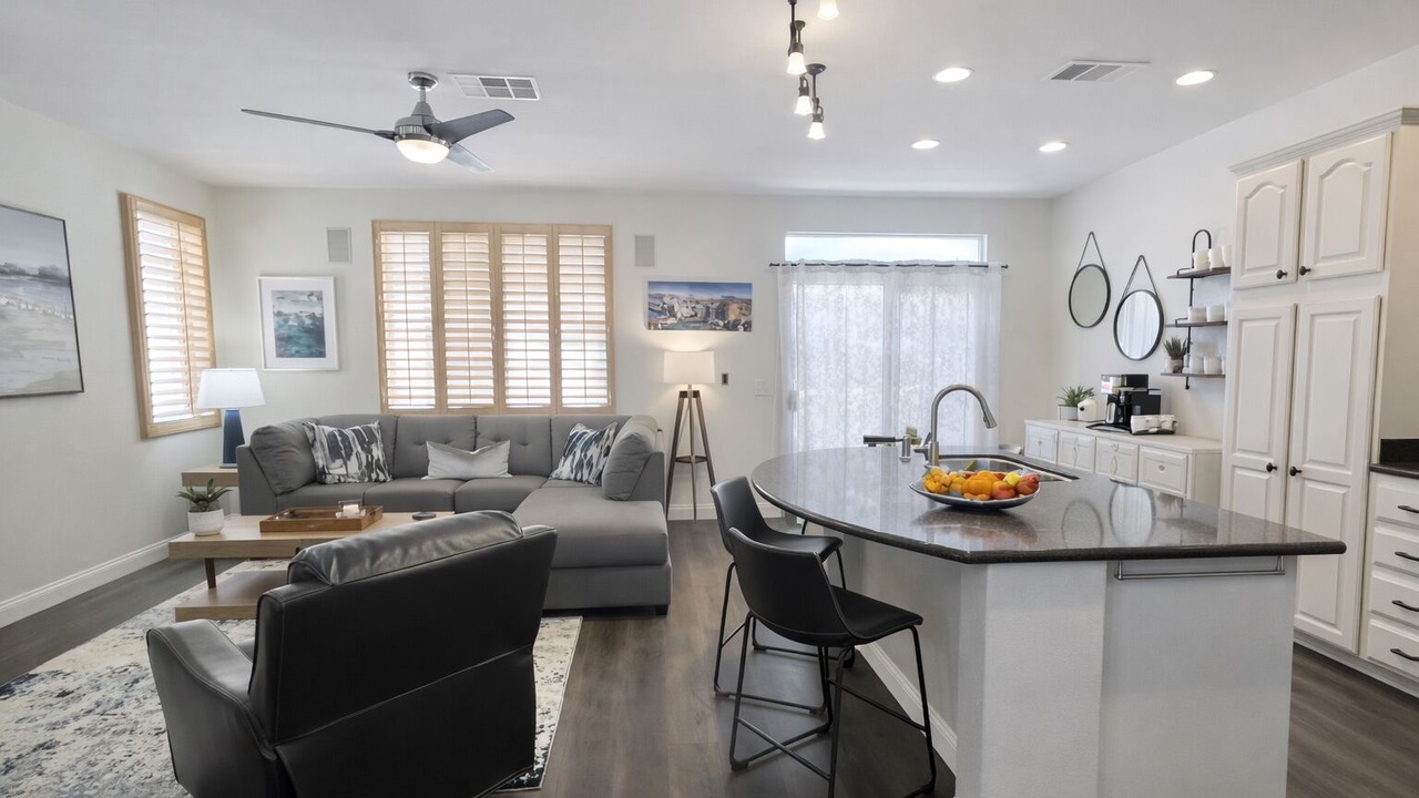 Photo of Livingroom in Green Valley Ranch