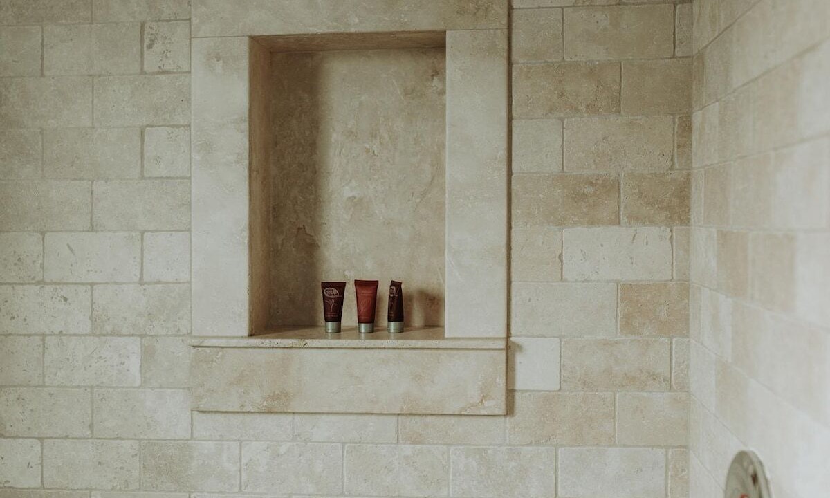 Photo of Bathroom in Baywood Park