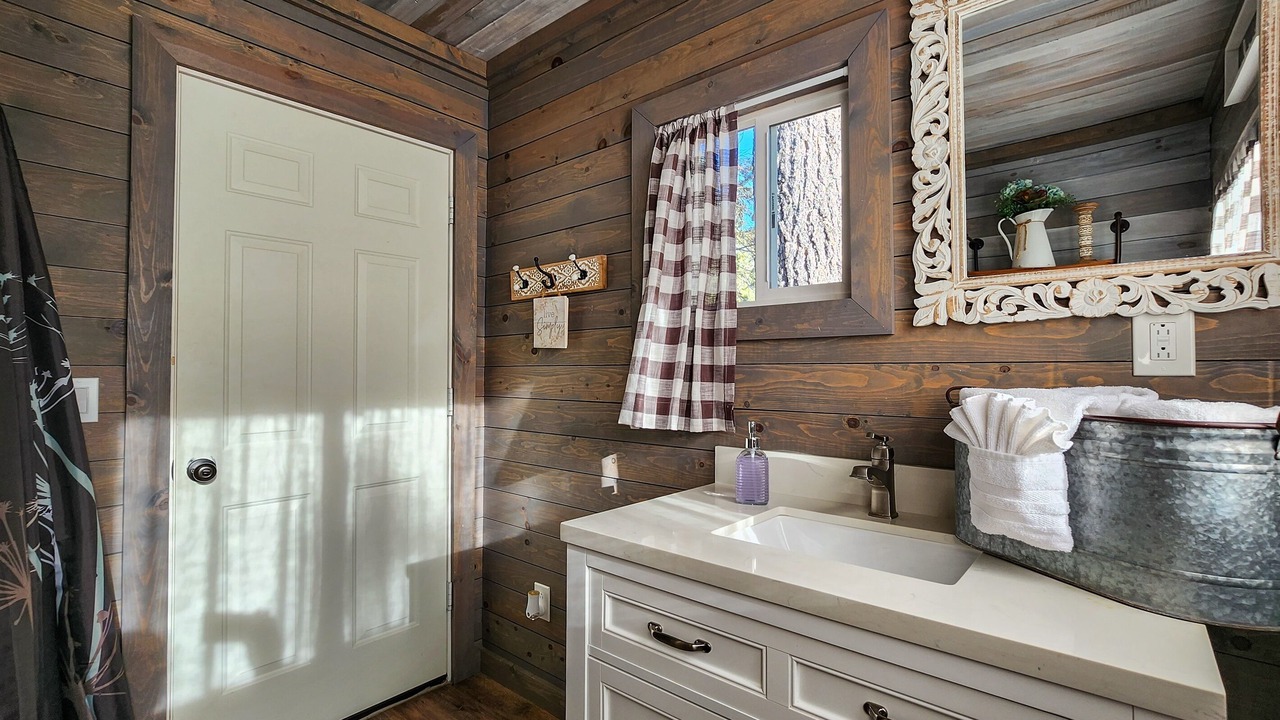 Photo of Bathroom in Orderville