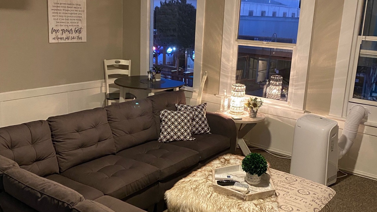 Photo of Bedroom in Hollister