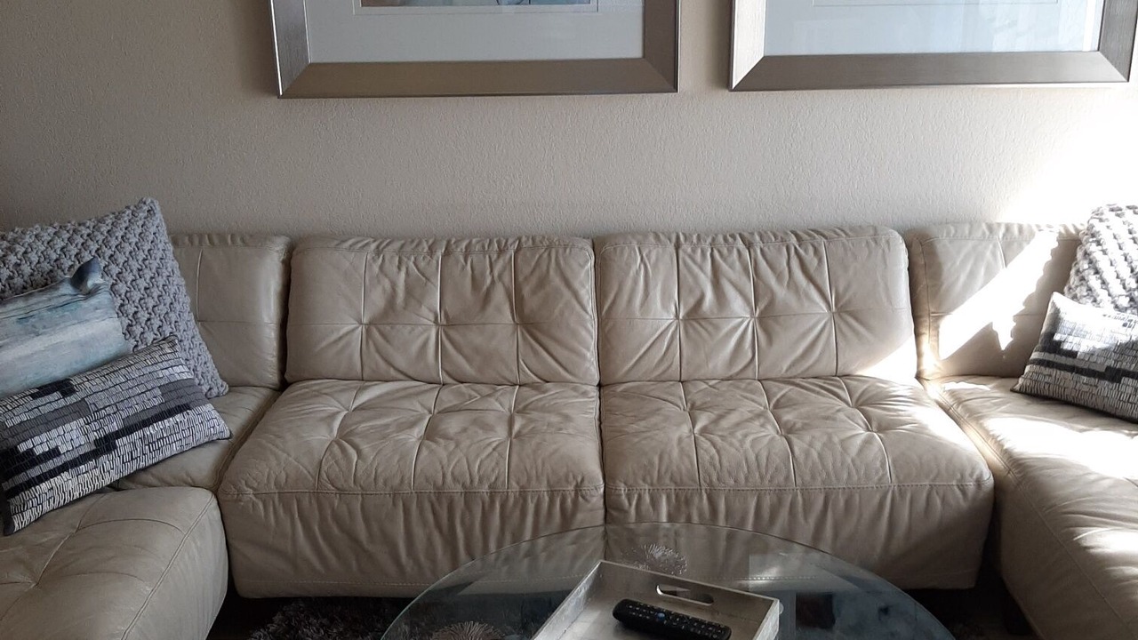 Photo of Livingroom in Sonora Sunrise