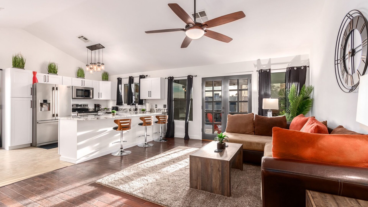 Photo of Livingroom in Ahwatukee Foothills