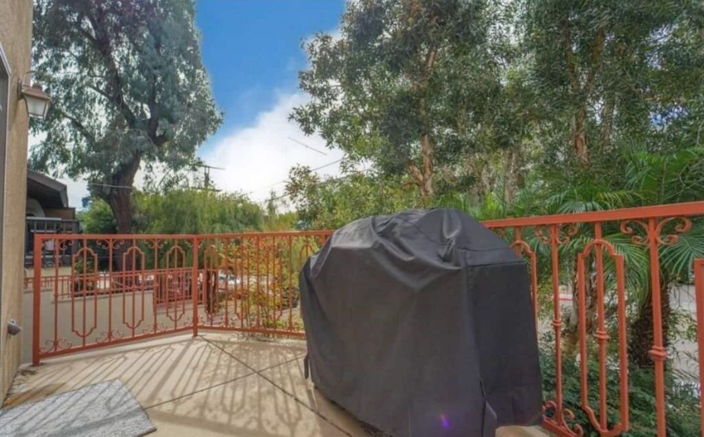 Photo of Patio Balcony in Crown Point