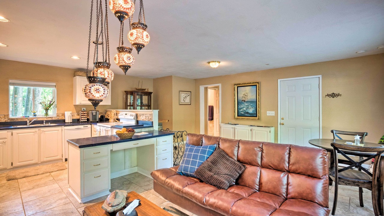 Photo of Livingroom in Brookings