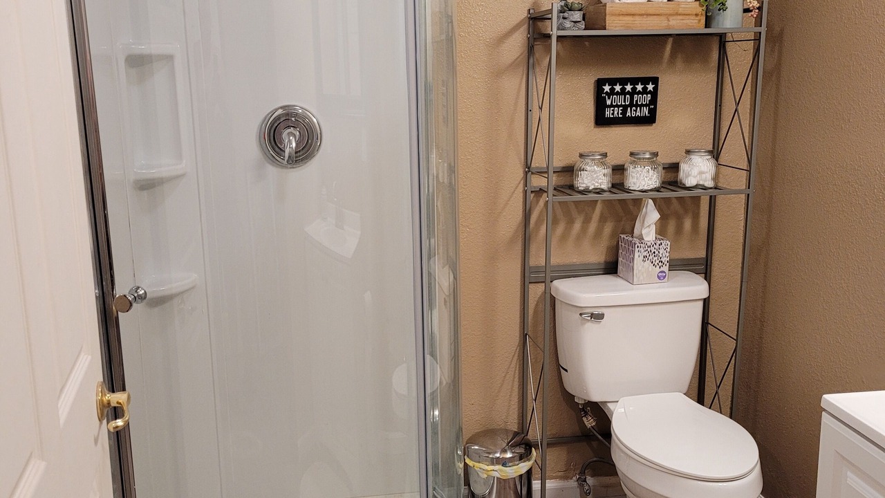 Photo of Bathroom in Moovalya Keys