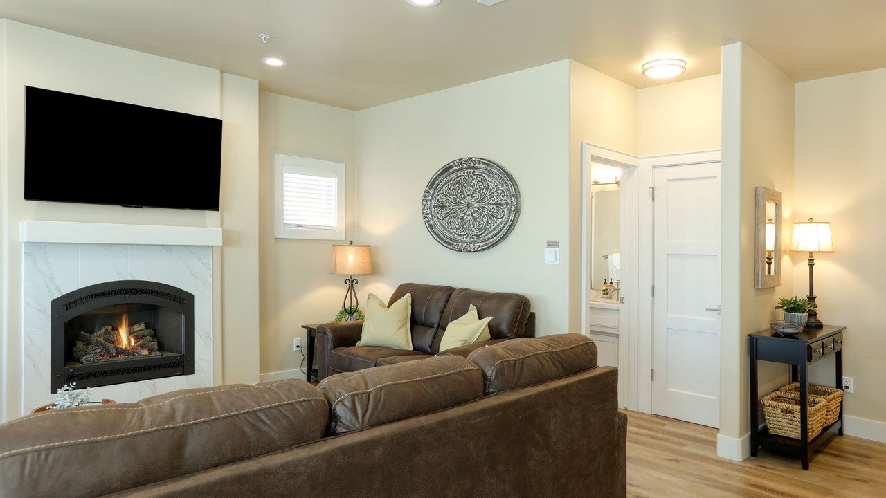 Photo of Livingroom in Downtown