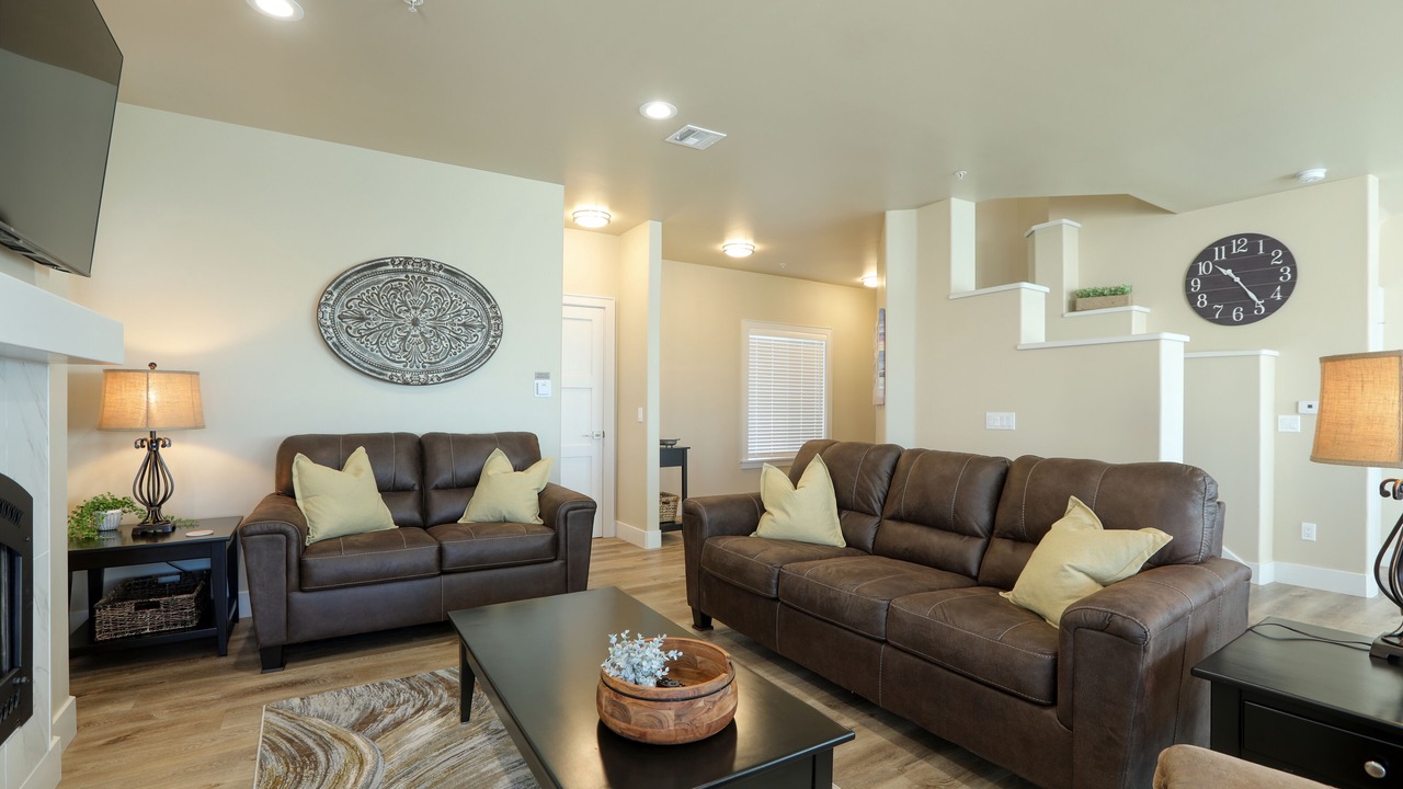 Photo of Livingroom in Downtown