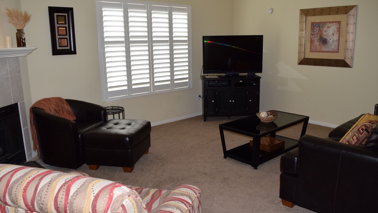 Photo of Livingroom in Downtown