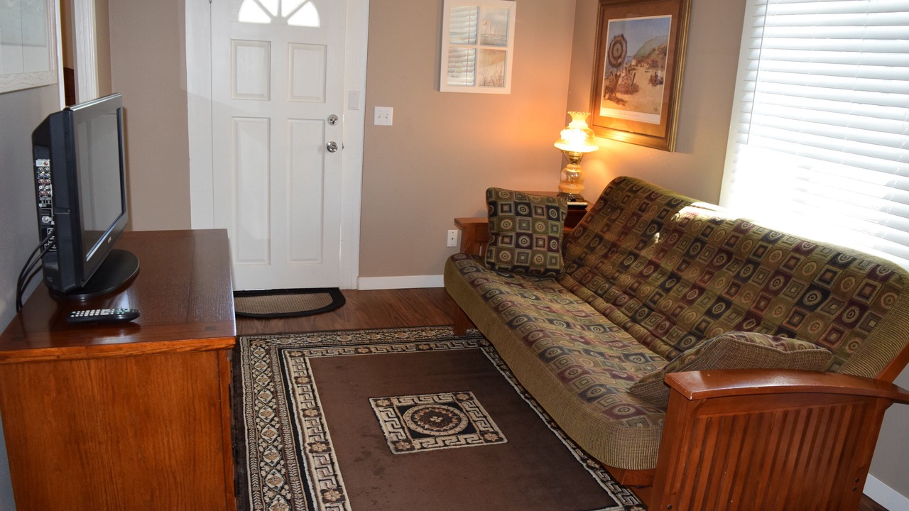 Photo of Livingroom in Downtown