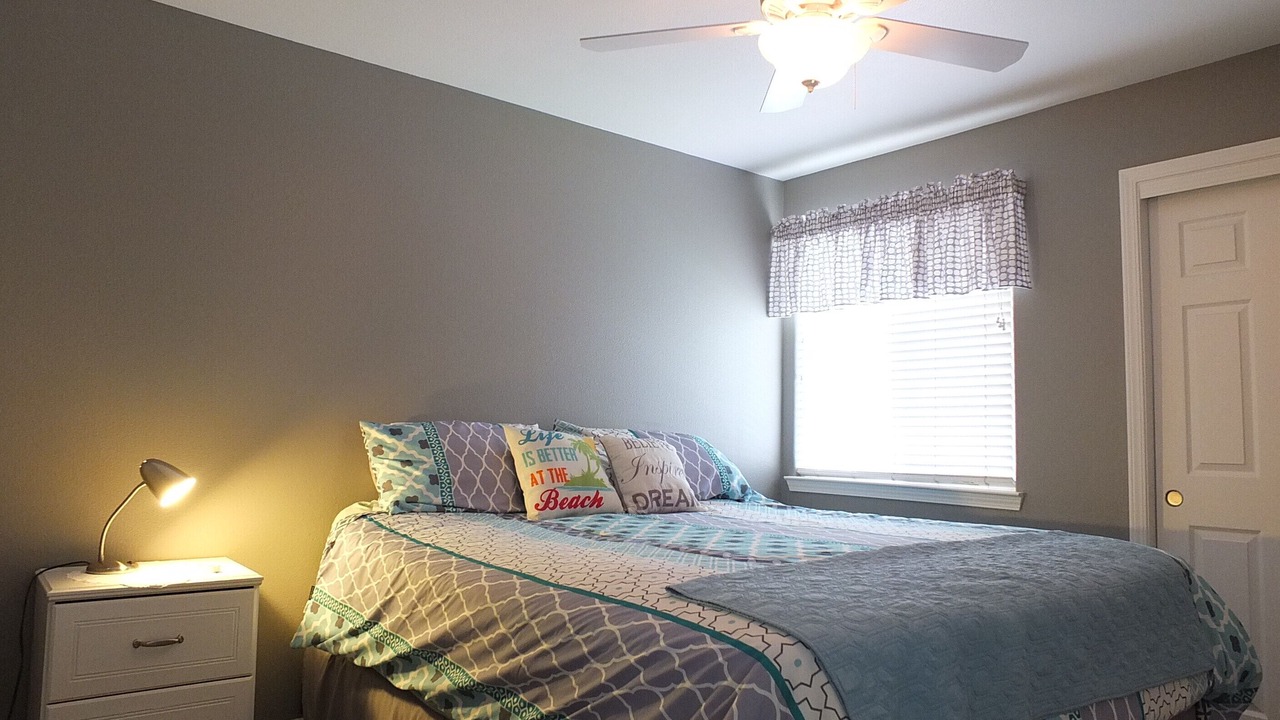 Photo of Bedroom in Oceano
