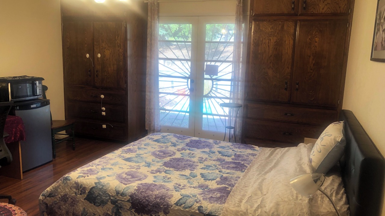 Photo of Bedroom in Atascadero
