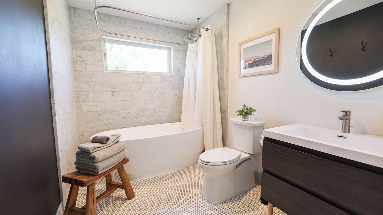 Photo of Bathroom in Templeton